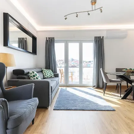 66 With Parking Place Lisboa