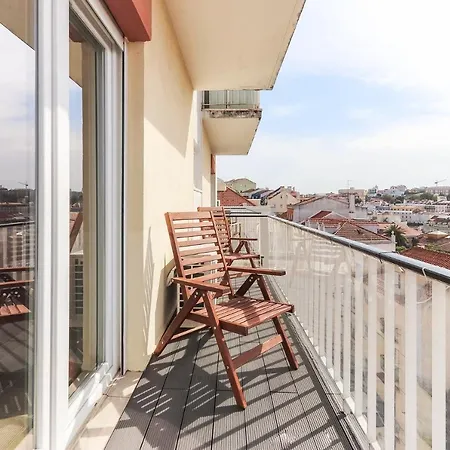 66 With Parking Place * リスボン