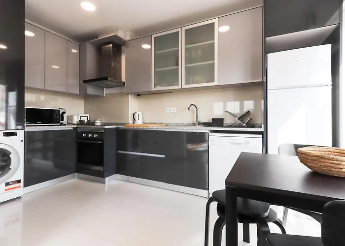 66 With Parking Place Lisboa