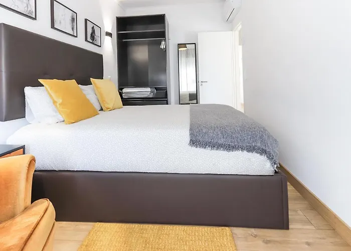 66 With Parking Place